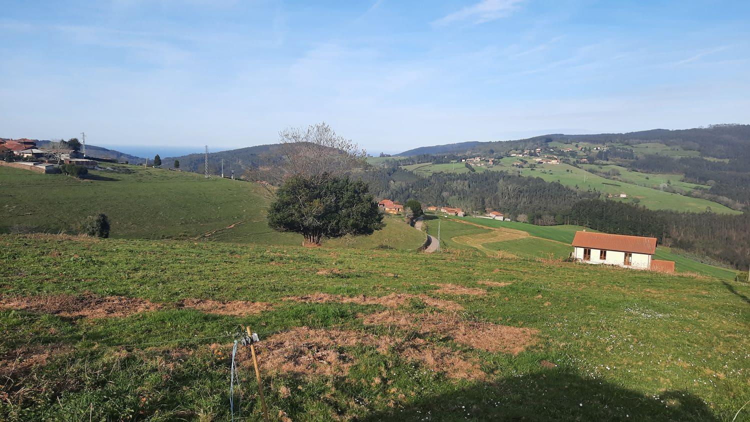Mark till salu i Cudillero - 38 000 € (Ref: 7172371)