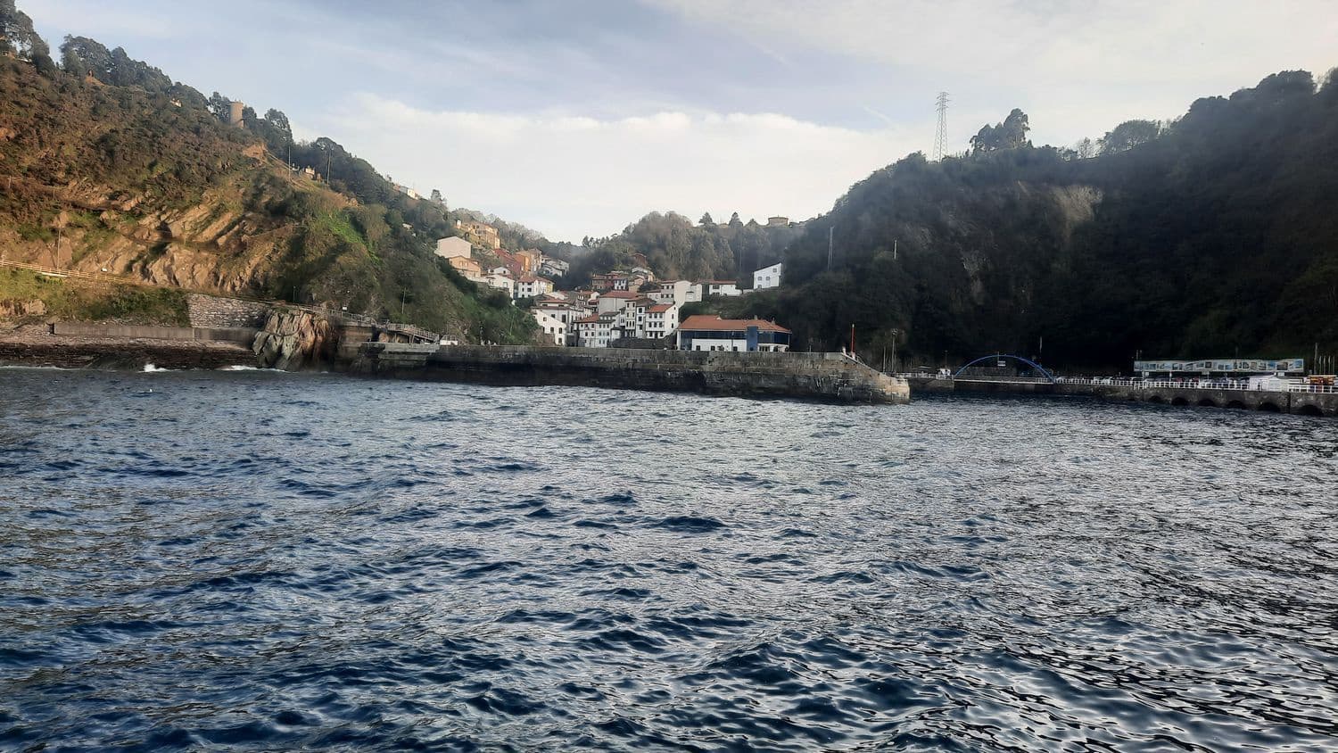 Mark till salu i Cudillero - 38 000 € (Ref: 7172371)