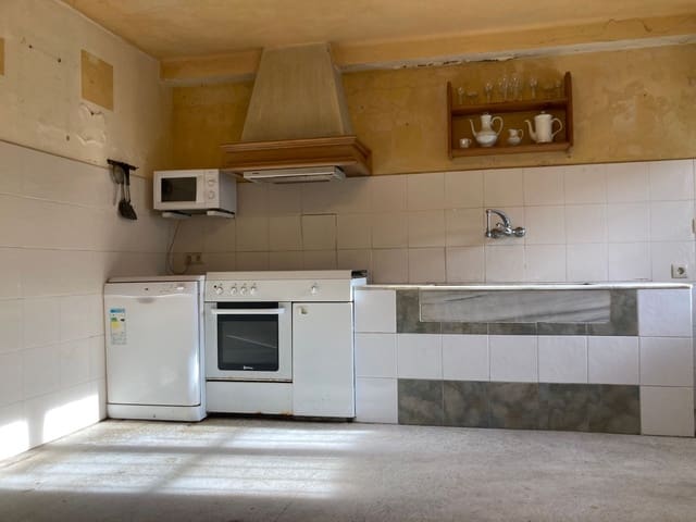 5 bedroom Finca/Country House for sale in Bimenes with garage - € 85,000 (Ref: 7187415)