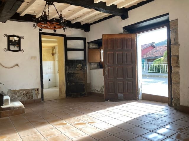 5 bedroom Finca/Country House for sale in Bimenes with garage - € 85,000 (Ref: 7187415)