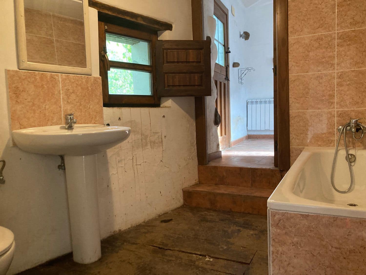 5 soveværelse Finca/Landehus til salg i Bimenes med garage - € 85.000 (Ref: 7187415)