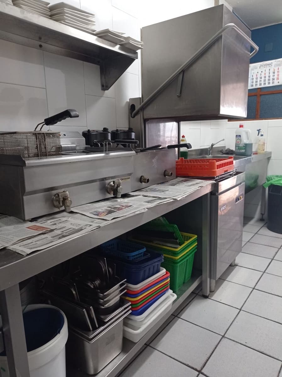 6 soveværelse Restaurant/Bar til salg i Villaviciosa med garage - € 760.000 (Ref: 7341182)