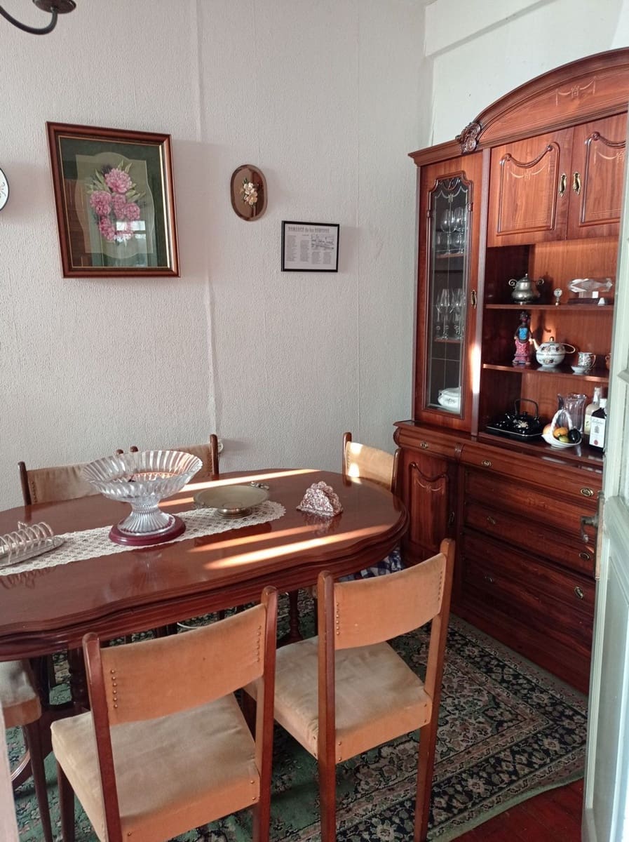 6 soveværelse Restaurant/Bar til salg i Villaviciosa med garage - € 760.000 (Ref: 7341182)