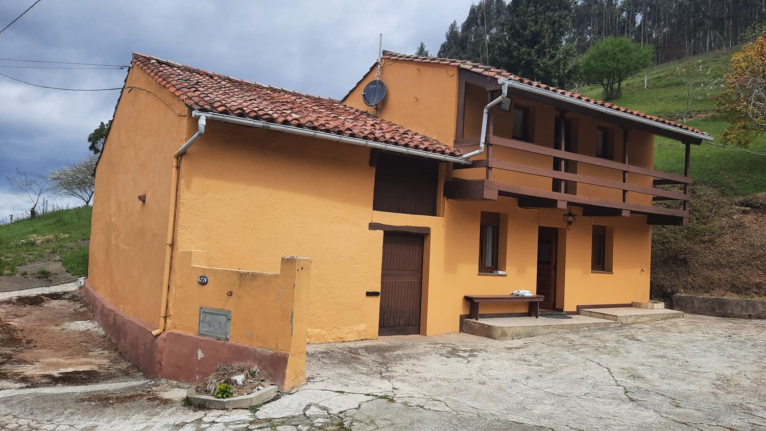 3 sovrum Finca/Hus på landet till salu i Gijon med garage - 198 000 € (Ref: 7398751)