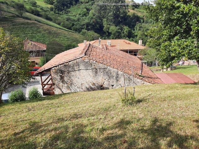 3 bedroom Finca/Country House for sale in Gijón with garage - € 198,000 (Ref: 7398751)