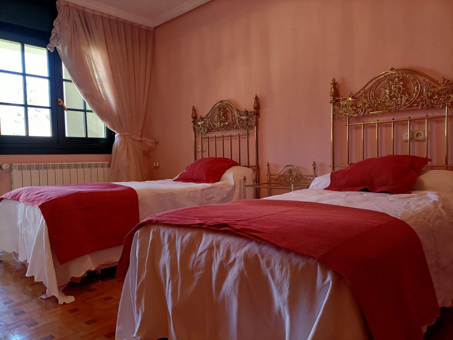 6 soverom Hus til salgs i Llanera med svømmebasseng garasje - € 482 000 (Ref: 7412948)