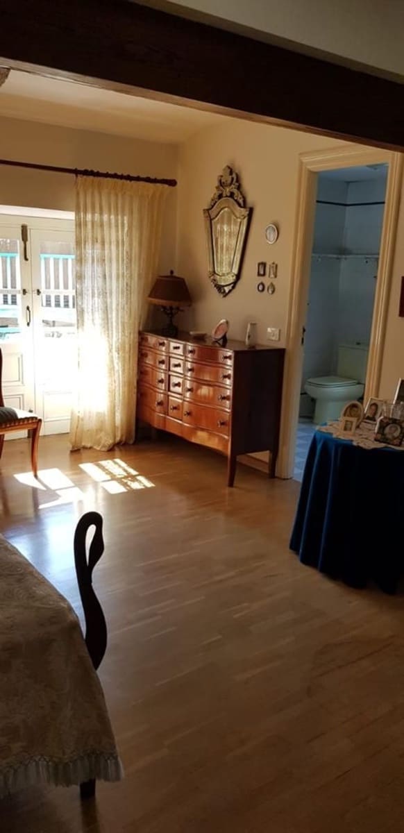 9 bedroom Finca/Country House for sale in Soto del Barco with garage - € 595,000 (Ref: 7442971)