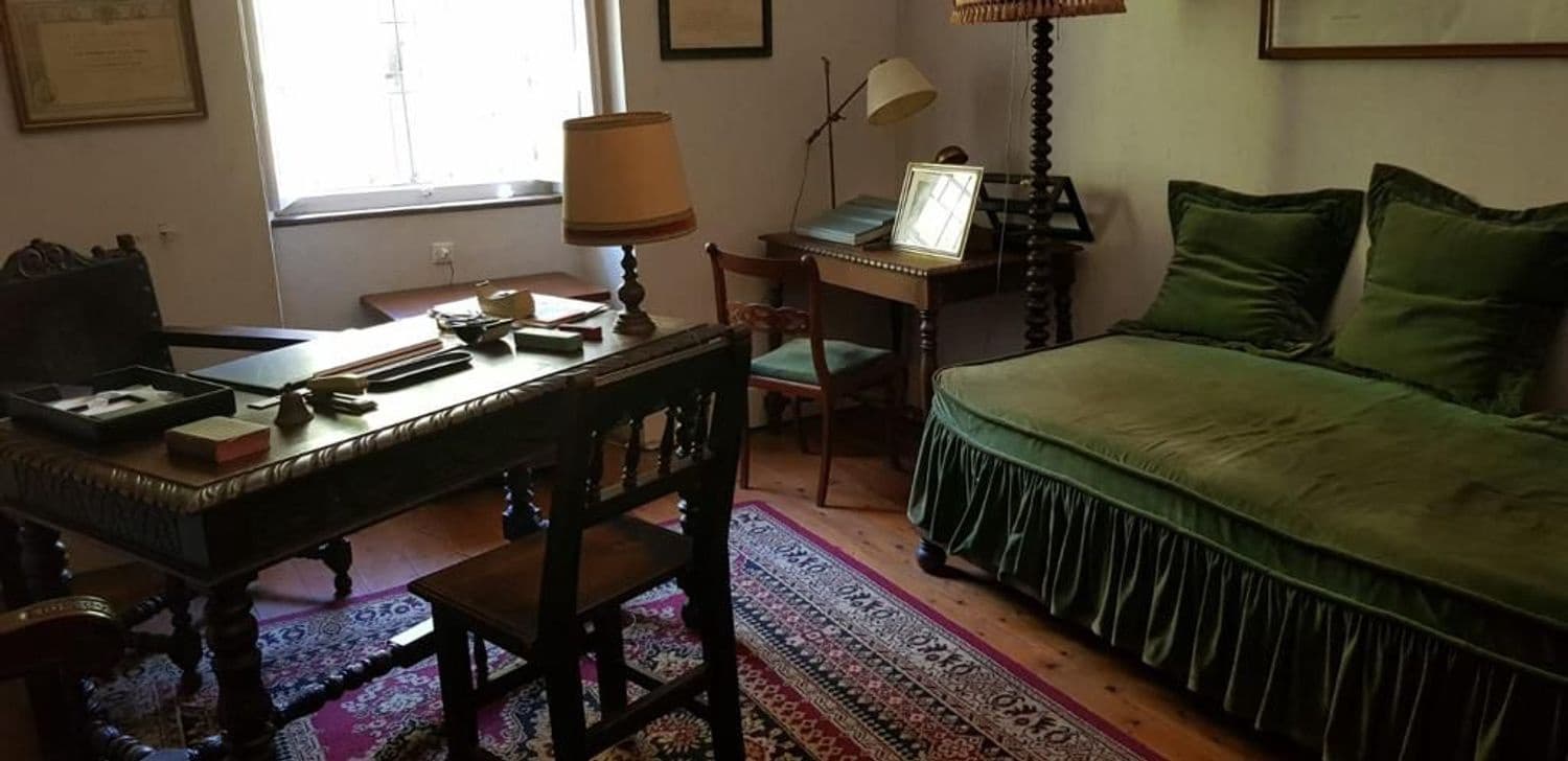 9 bedroom Finca/Country House for sale in Soto del Barco with garage - € 595,000 (Ref: 7442971)