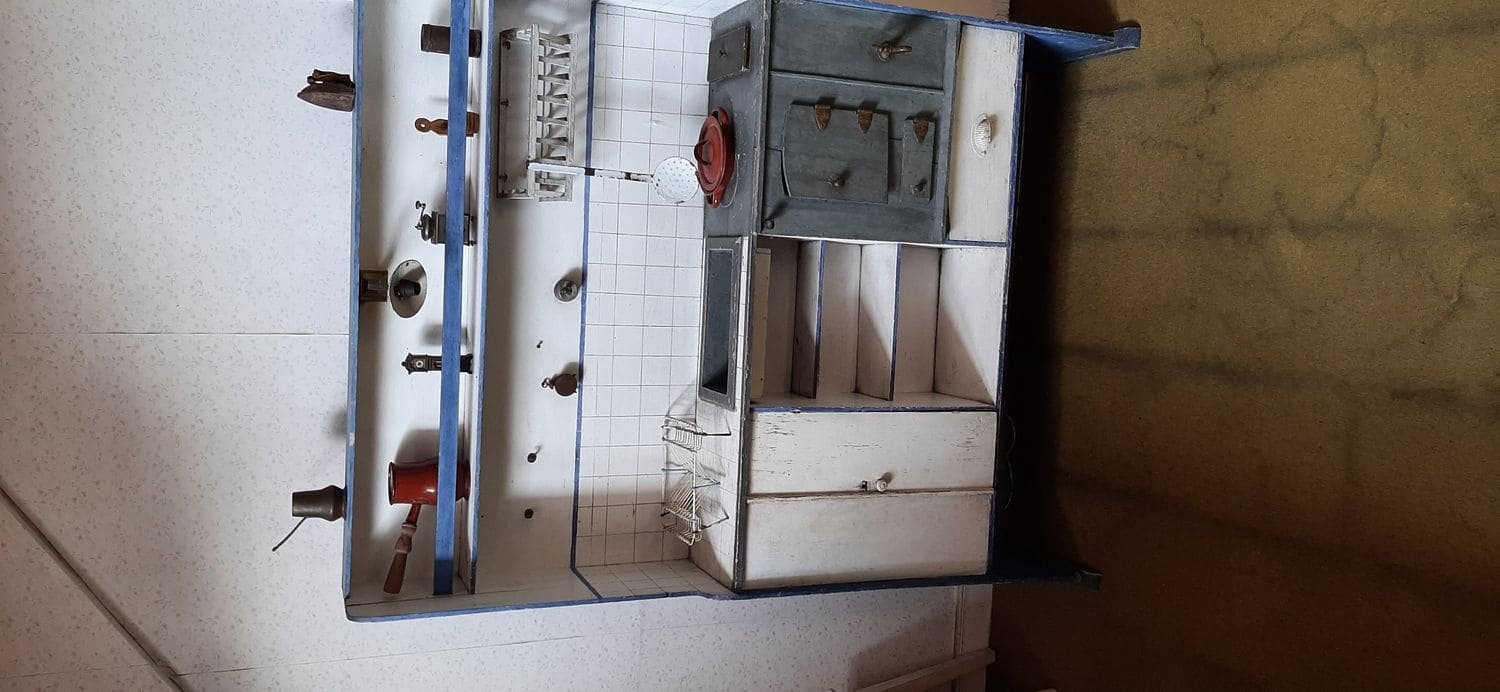 9 bedroom Finca/Country House for sale in Soto del Barco with garage - € 595,000 (Ref: 7442971)