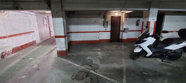 Garage for sale in Centro Urbano, Gijón - € 9,400 (Ref: 7442975)