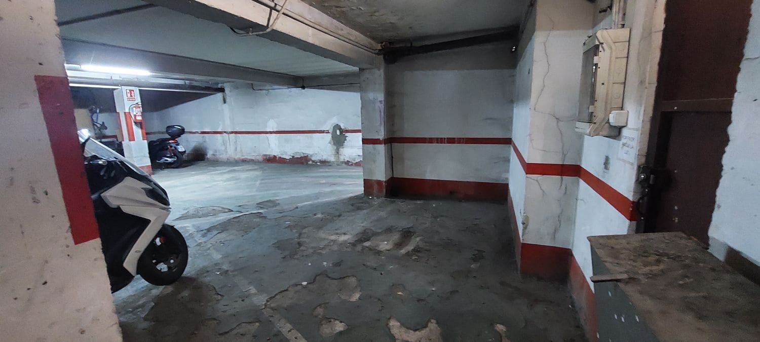 Garage til salg i Gijon - € 9.400 (Ref: 7442975)