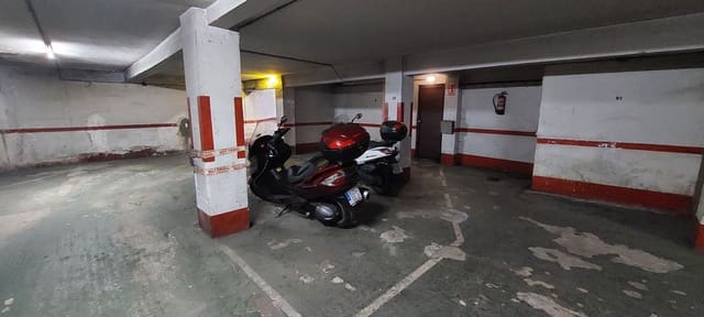 Garage for sale in Centro Urbano, Gijón - € 9,400 (Ref: 7442975)