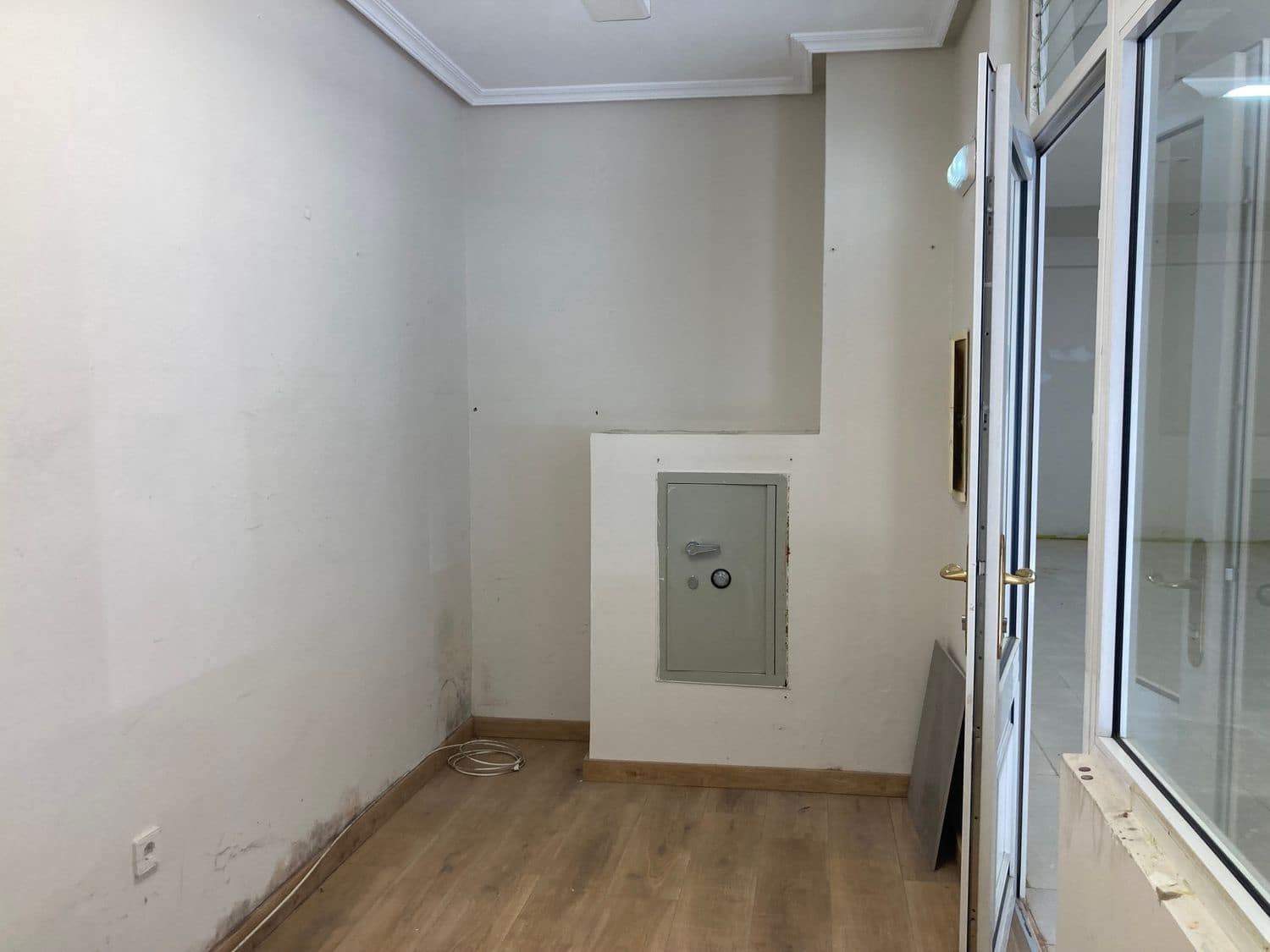 Erhverv til leje i Gijon - € 700 (Ref: 7596275)