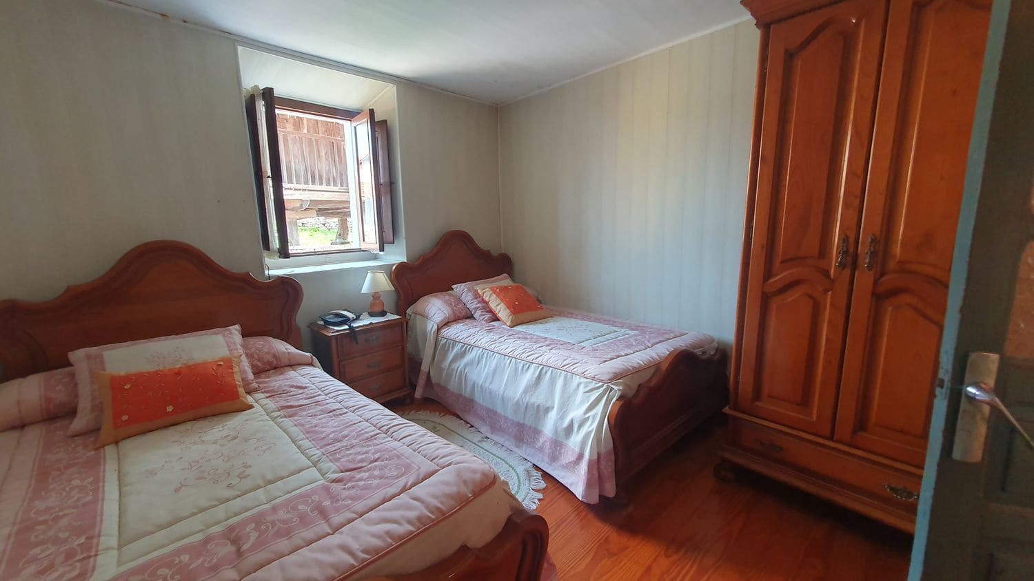 3 soverom Finca/Herregård til salgs i Soto del Barco - € 79 000 (Ref: 7624008)