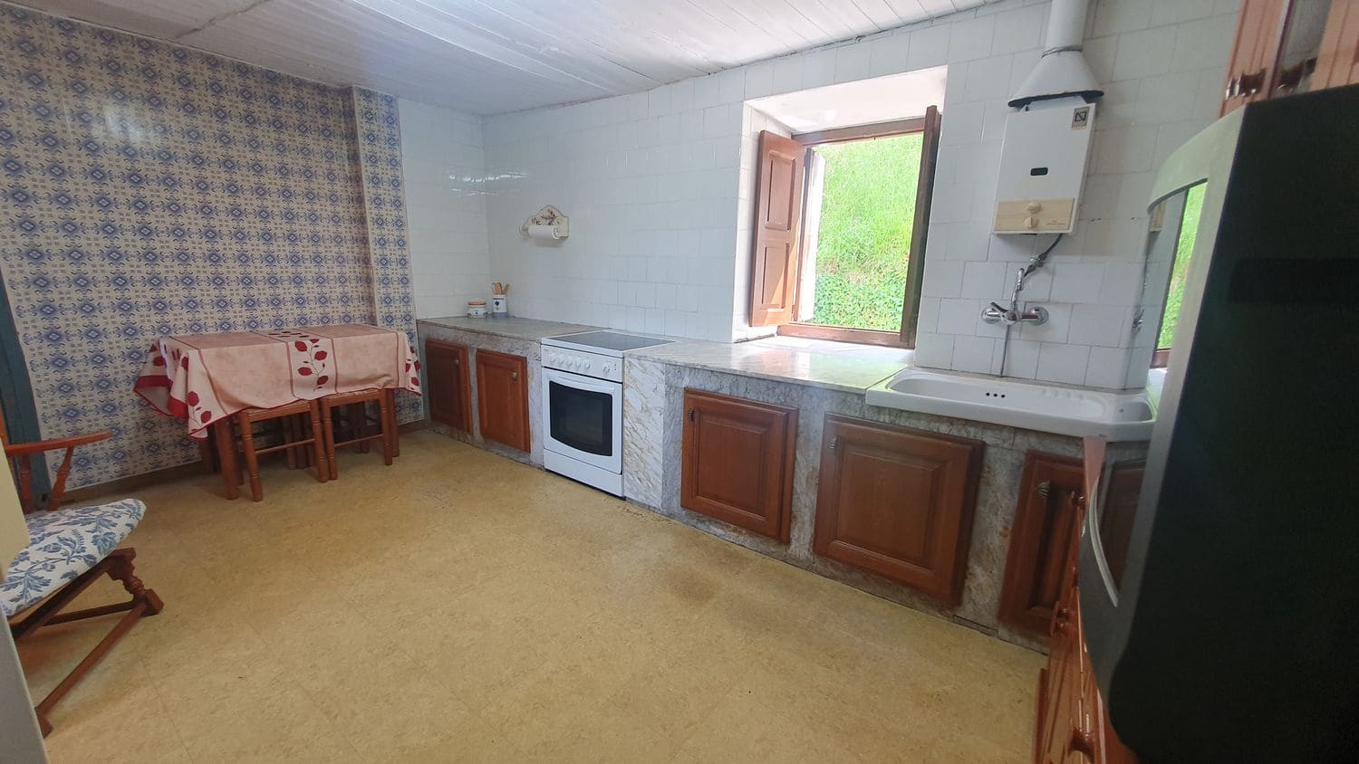 3 soverom Finca/Herregård til salgs i Soto del Barco - € 79 000 (Ref: 7624008)