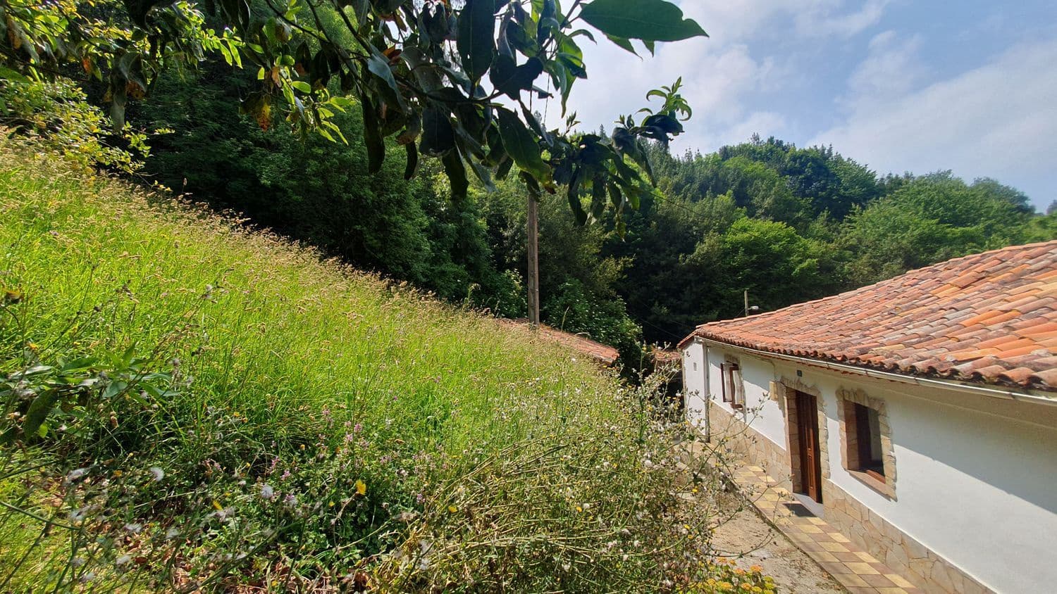 3 soverom Finca/Herregård til salgs i Soto del Barco - € 79 000 (Ref: 7624008)