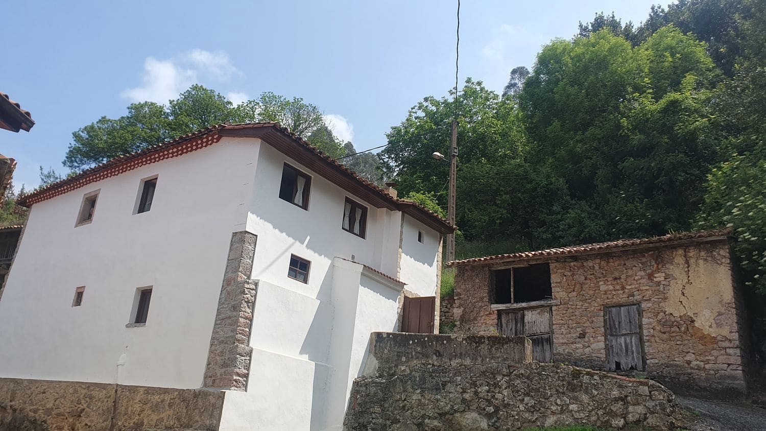 3 soverom Finca/Herregård til salgs i Soto del Barco - € 79 000 (Ref: 7624008)