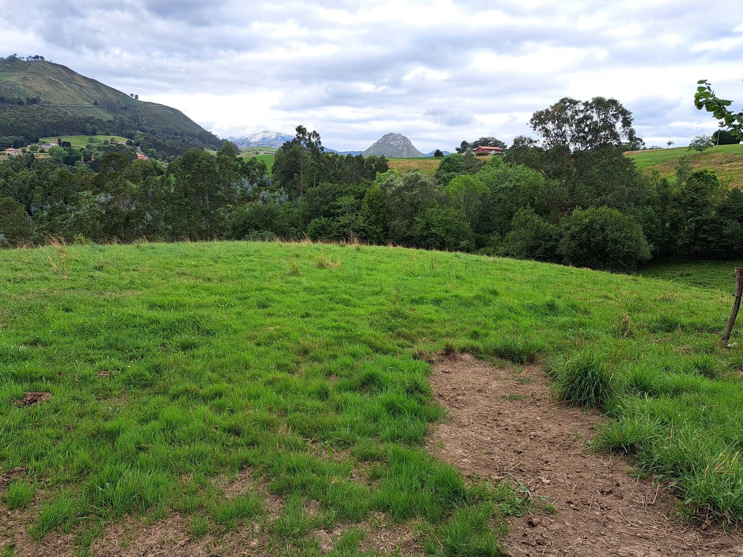 2 soveværelse Finca/Landehus til salg i Ribadesella med garage - € 299.900 (Ref: 7710983)