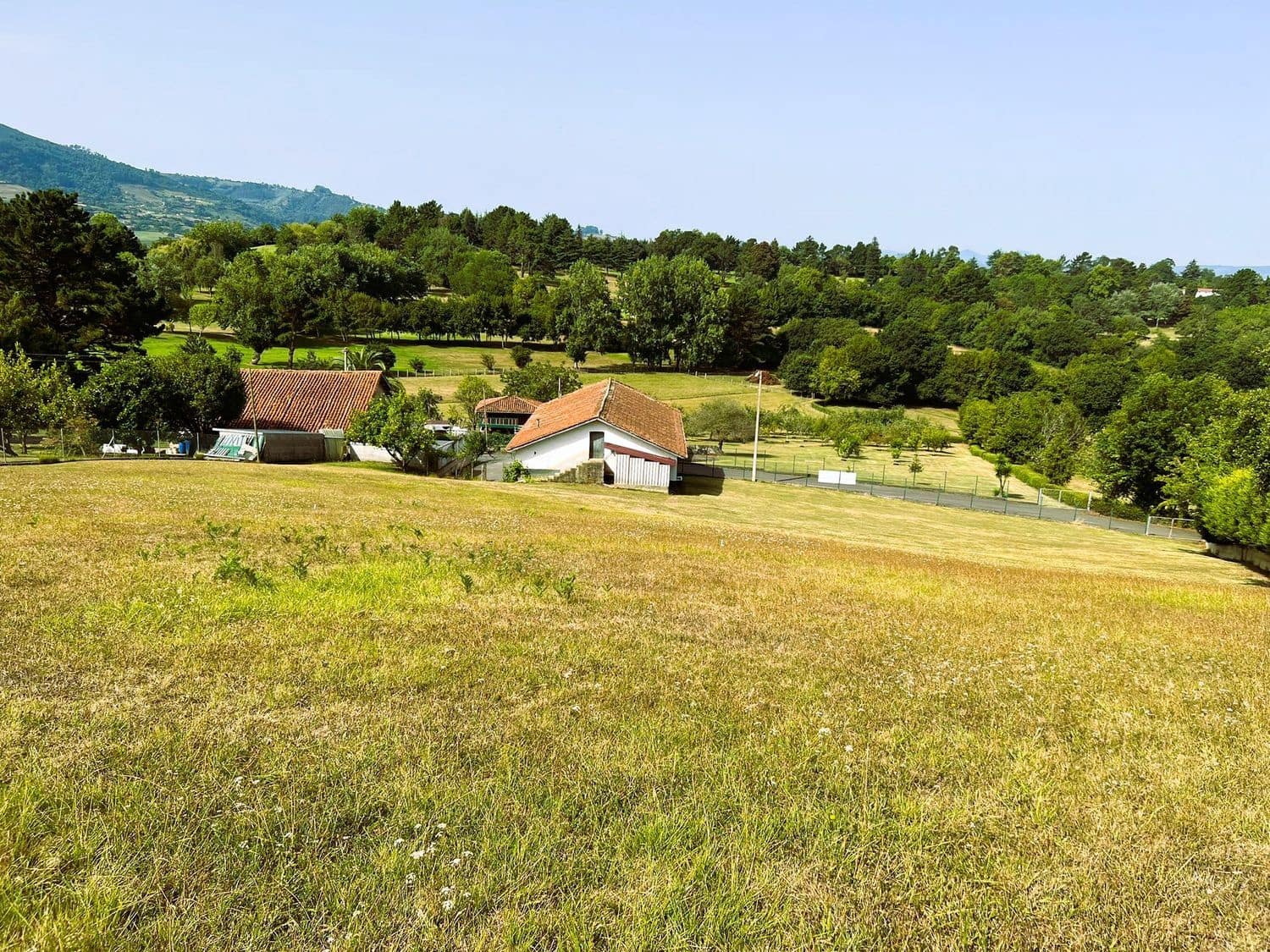 Grunde uden byggetilladelser til salg i Gijon - € 170.000 (Ref: 7750256)