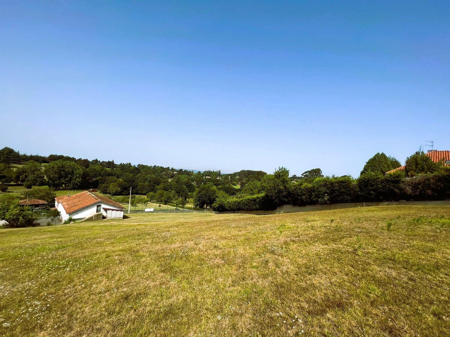 Grunde uden byggetilladelser til salg i Gijon - € 170.000 (Ref: 7750256)