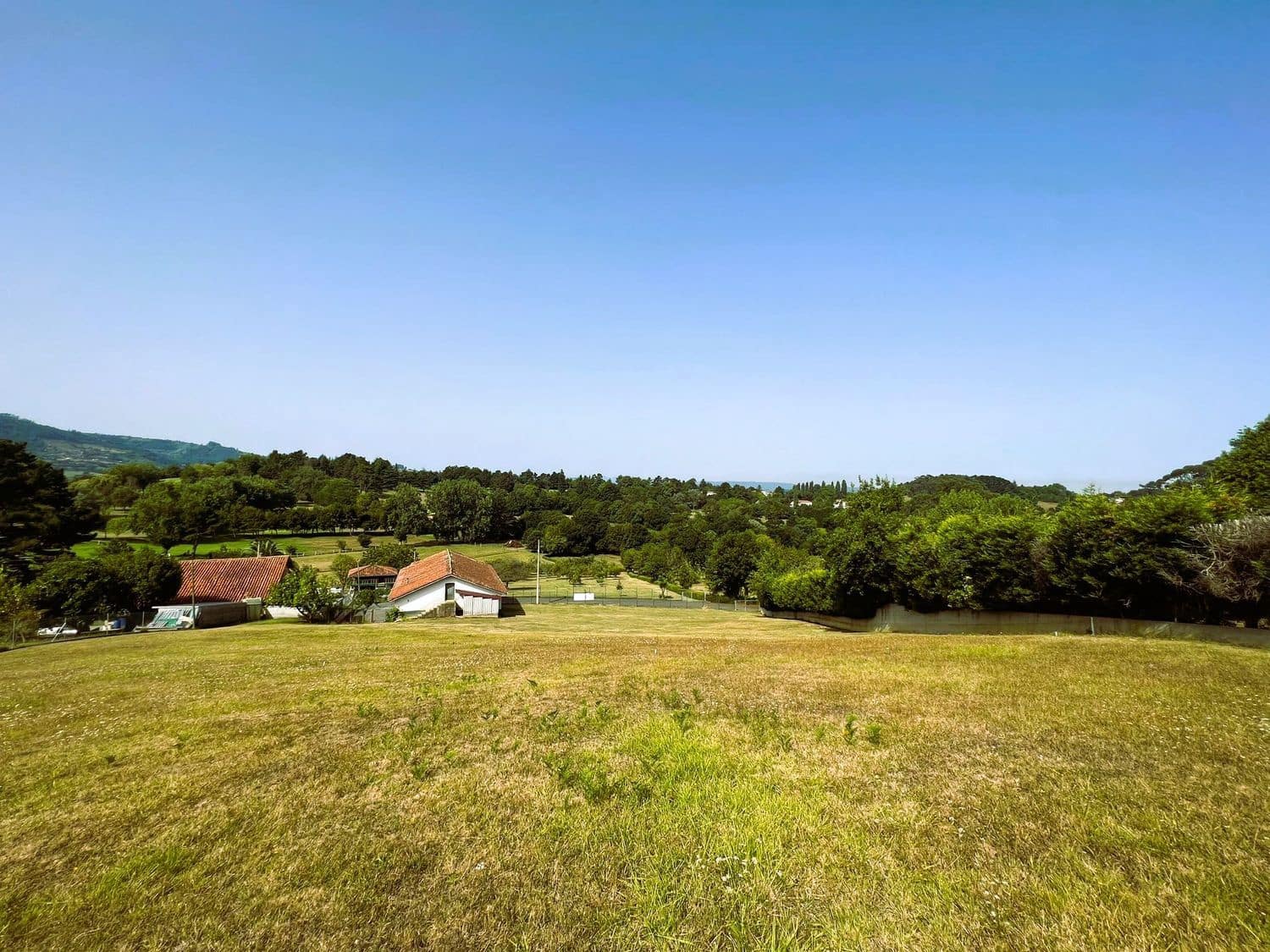 Grunde uden byggetilladelser til salg i Gijon - € 170.000 (Ref: 7750256)