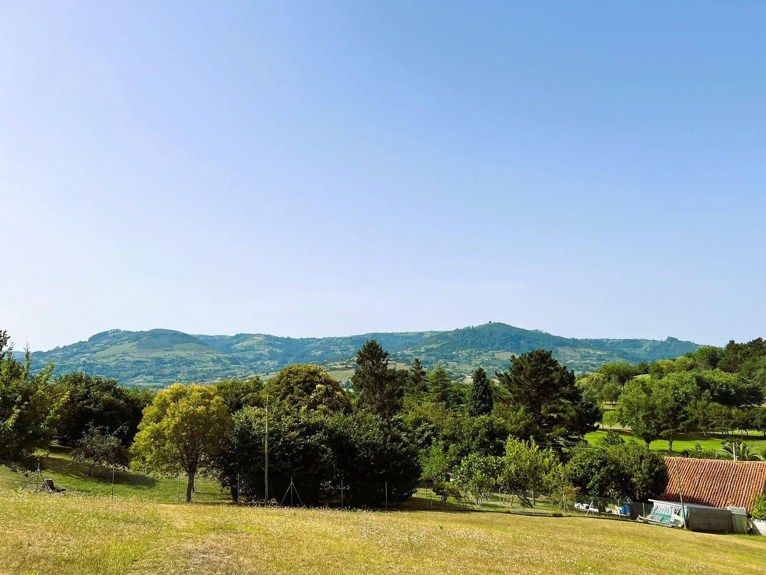 Grunde uden byggetilladelser til salg i Gijon - € 170.000 (Ref: 7750256)