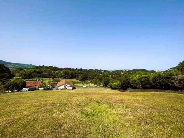 Mark till salu i Gijón - 170 000 € (Ref: 7750256)