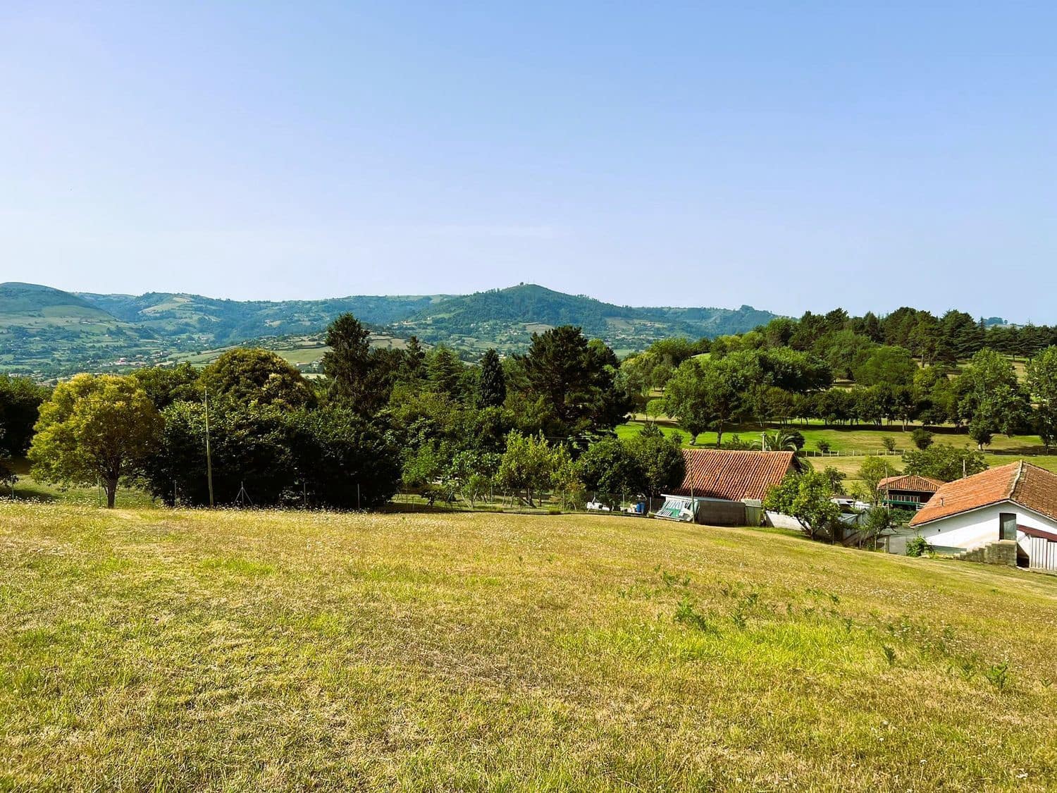 Grunde uden byggetilladelser til salg i Gijon - € 170.000 (Ref: 7750256)