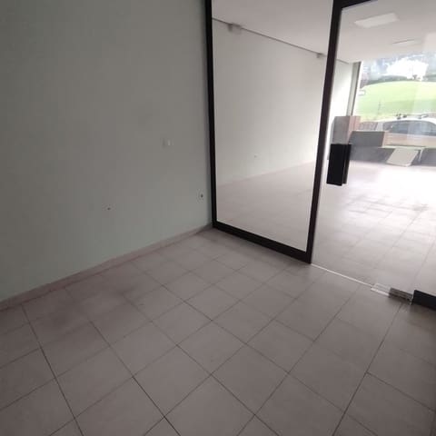 Business for sale in Llanera - € 70,000 (Ref: 7868618)