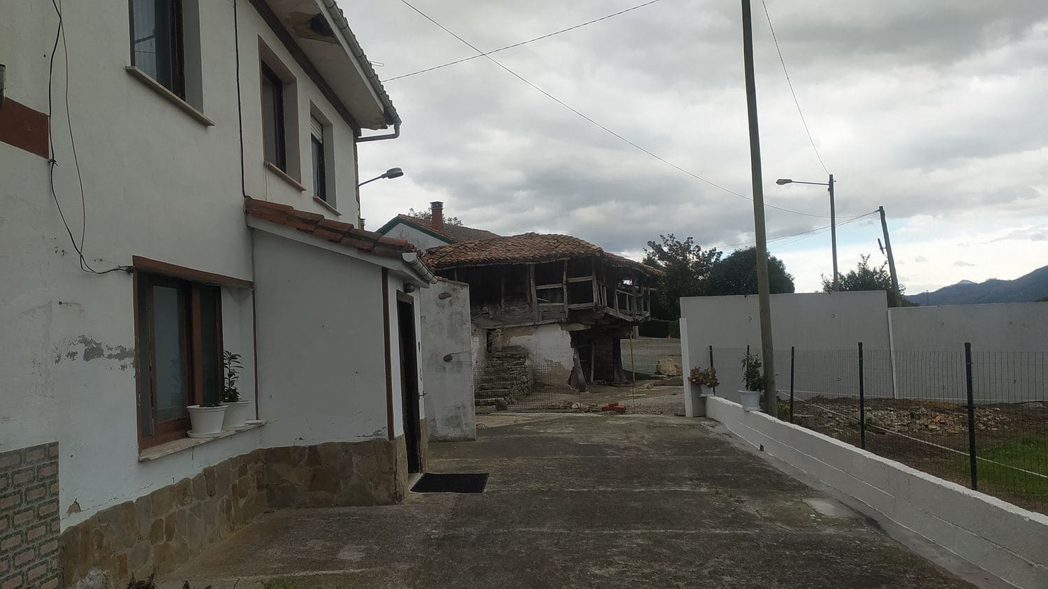 3 soverom Hus til salgs i Nava med garasje - € 103 900 (Ref: 7880129)