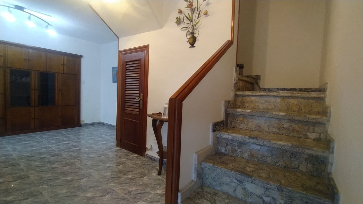 3 soverom Hus til salgs i Nava med garasje - € 103 900 (Ref: 7880129)