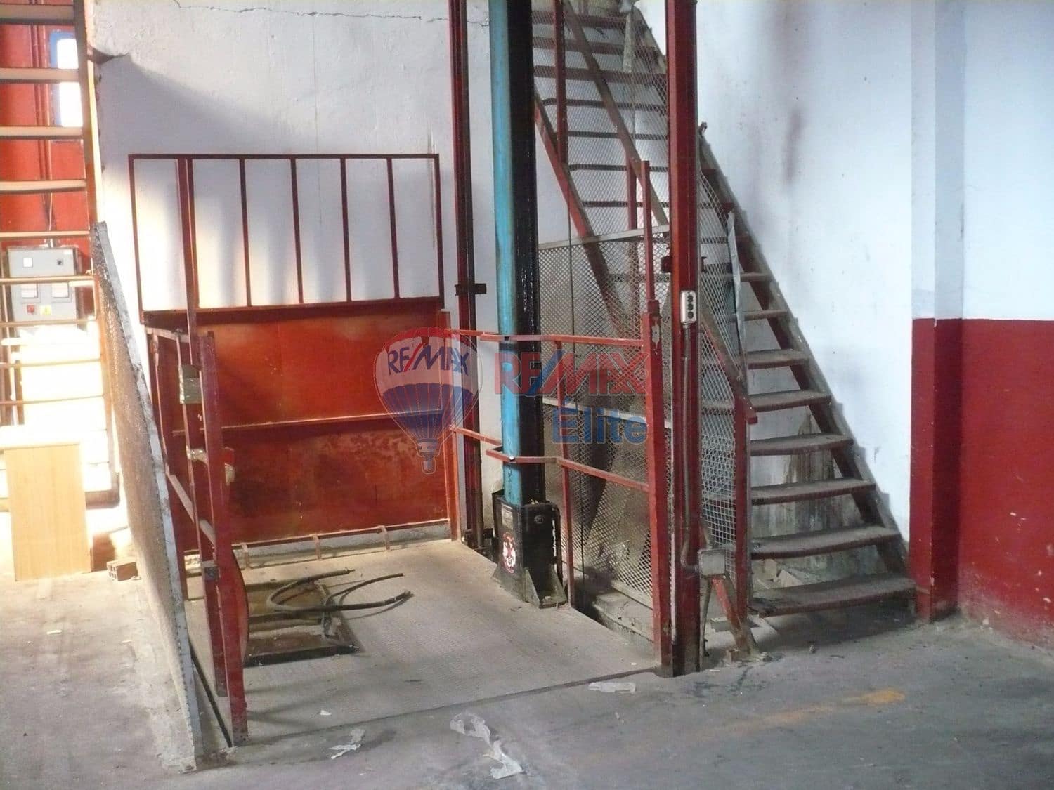 Commerciale in vendita in Gijon - 160.000 € (Rif: 7888584)