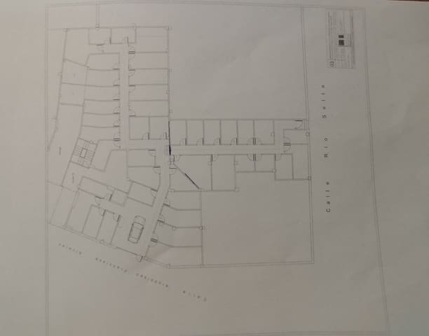 Erhverv til salg i Lugo de Llanera, Llanera - € 130.000 (Ref: 7888585)