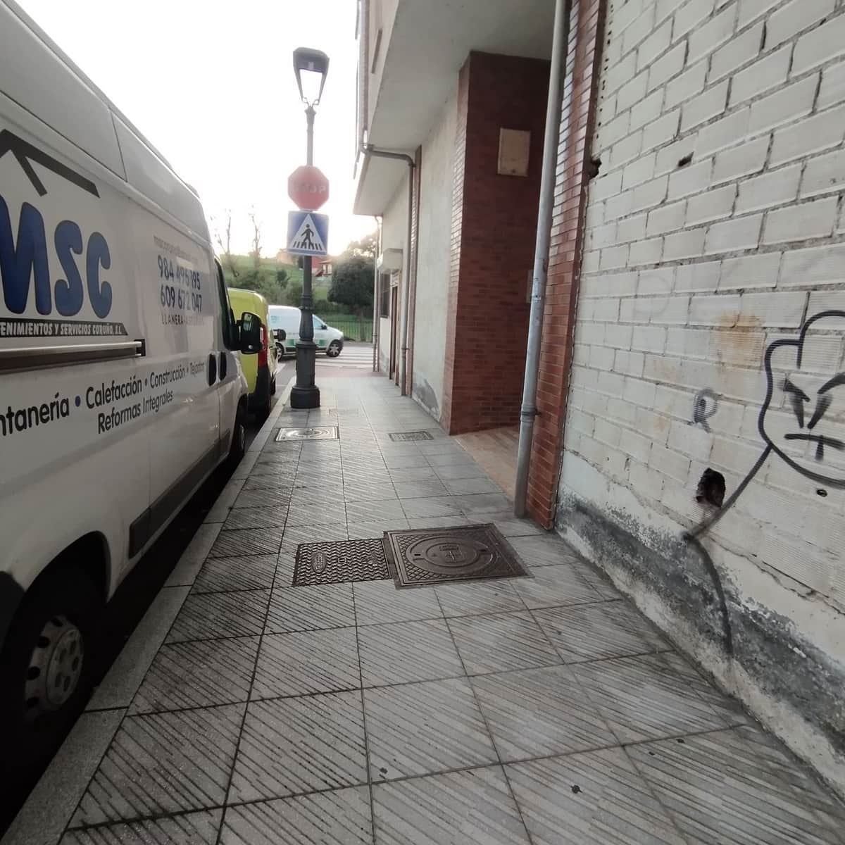 Erhverv til salg i Llanera - € 130.000 (Ref: 7888585)