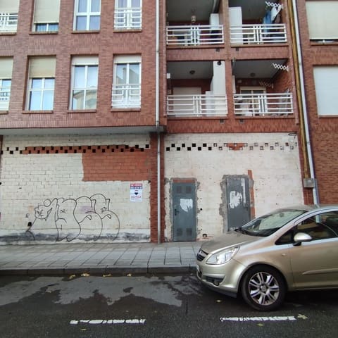 Erhverv til salg i Lugo de Llanera, Llanera - € 130.000 (Ref: 7888585)