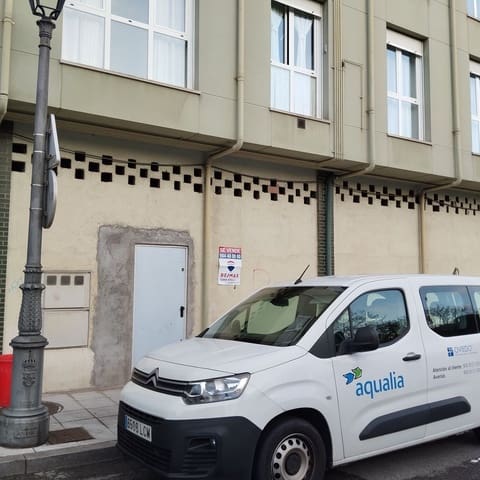 Erhverv til salg i Llanera - € 70.000 (Ref: 7888590)