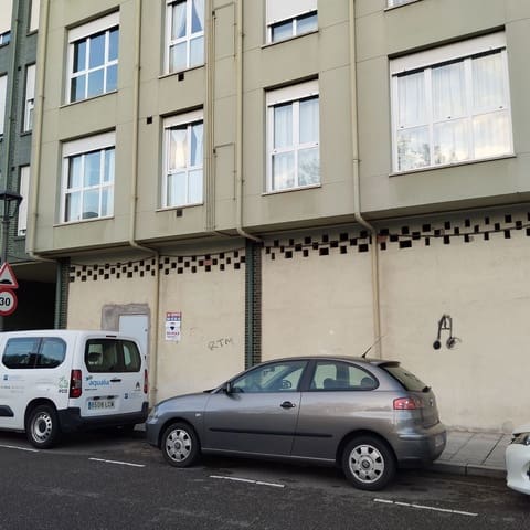 Erhverv til salg i Llanera - € 70.000 (Ref: 7888590)