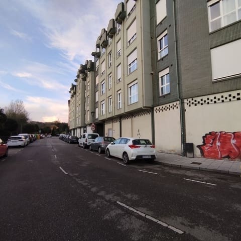 Erhverv til salg i Llanera - € 70.000 (Ref: 7888590)