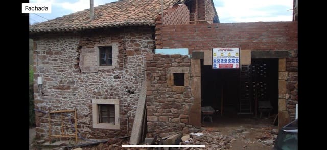 4 sypialnia Finka/Dom wiejski na sprzedaż w Villaviciosa z garażem - 119 900 € (Ref: 7960687)