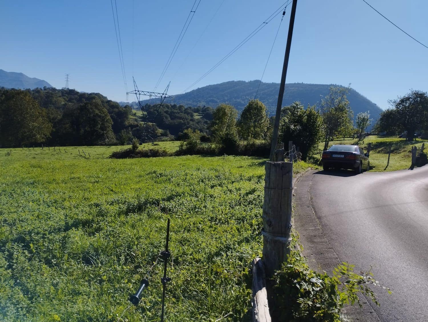 Grunde uden byggetilladelser til salg i Nava - € 70.000 (Ref: 8084604)