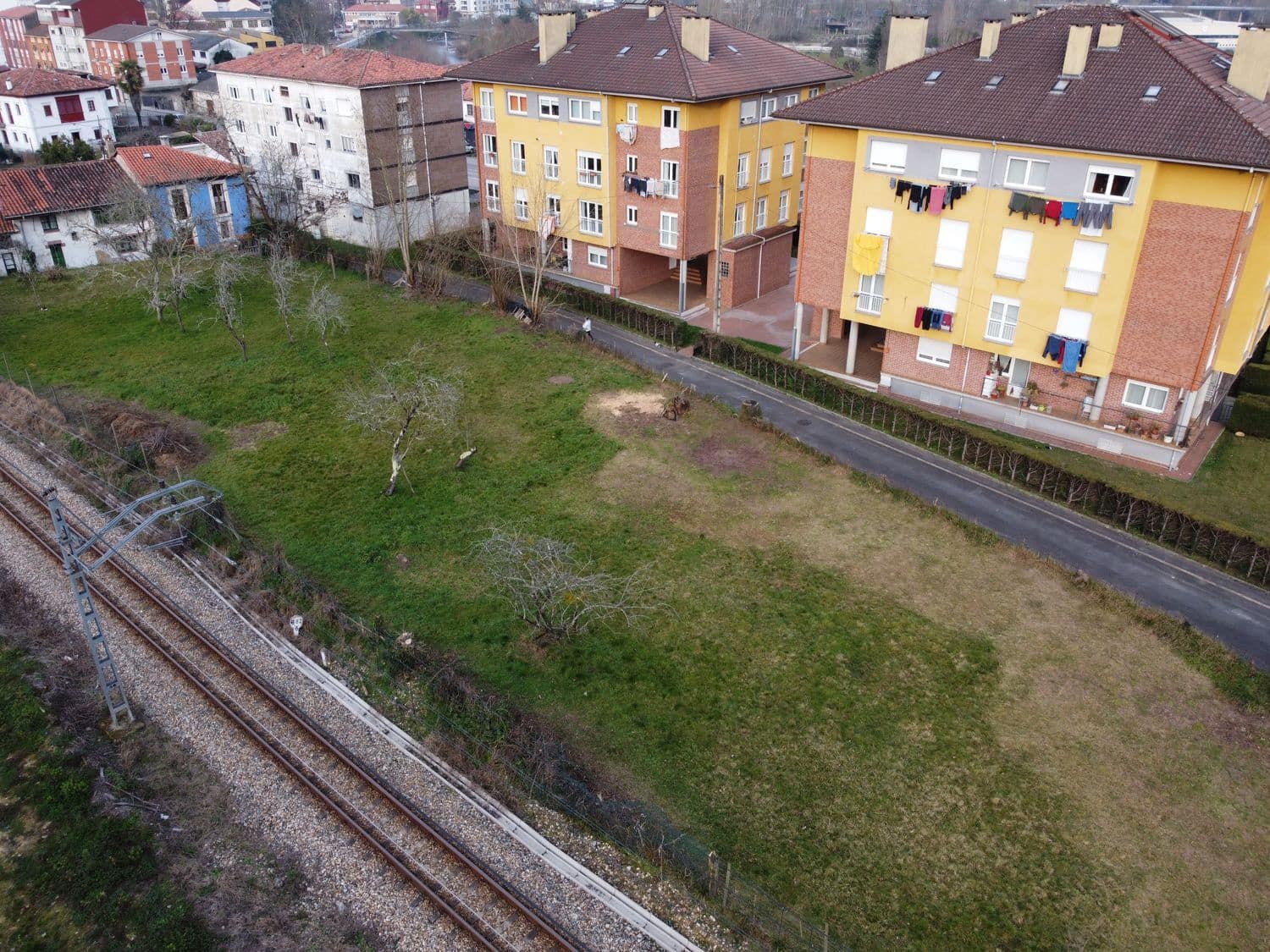 Mark till salu i Arriondas - 190 000 € (Ref: 8084609)