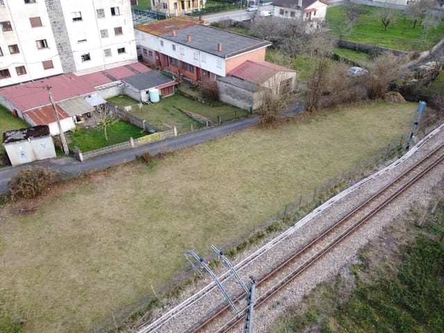 Undeveloped Land for sale in Arriondas - € 190,000 (Ref: 8084609)
