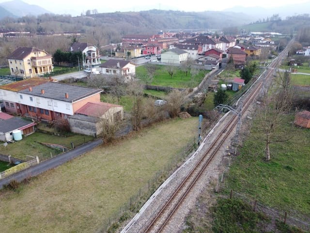 Undeveloped Land for sale in Arriondas - € 190,000 (Ref: 8084609)