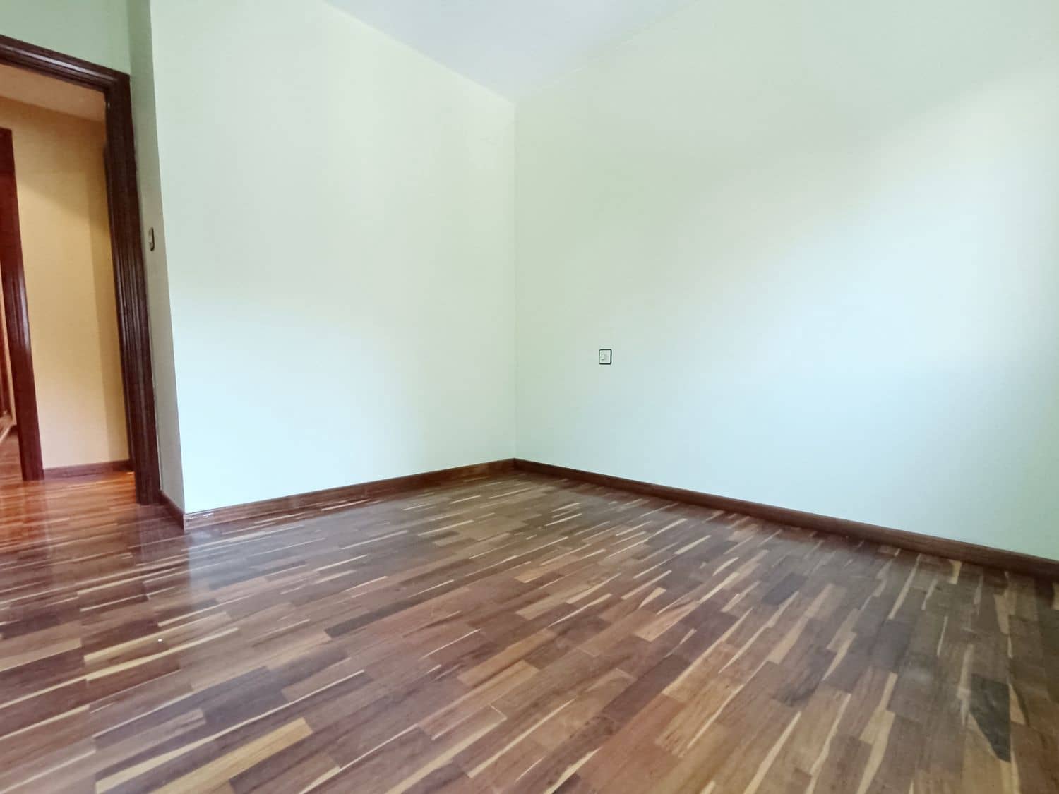 3 soveværelse Lejlighed til salg i Lena med garage - € 110.000 (Ref: 8084614)