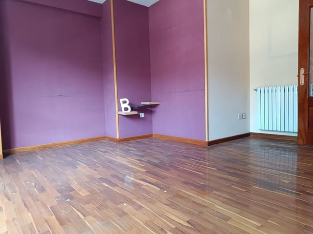 3 camera da letto Appartamento in vendita in Lena con garage - 110.000 € (Rif: 8084614)