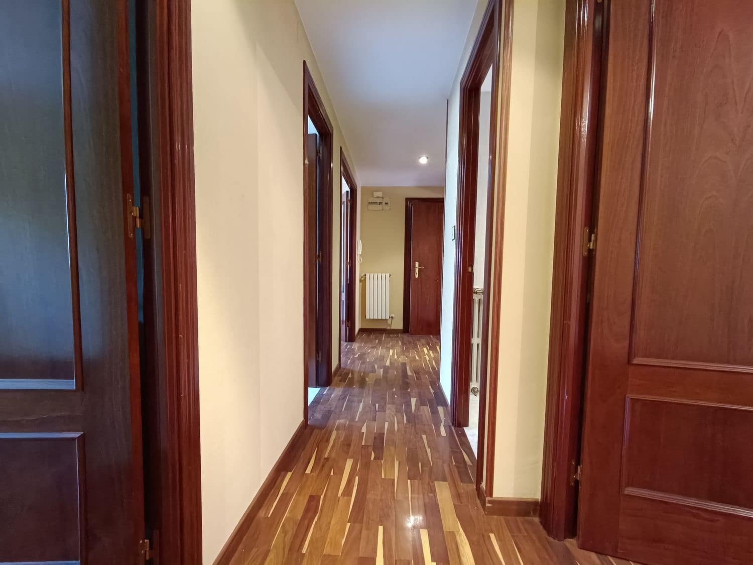 3 soveværelse Lejlighed til salg i Lena med garage - € 110.000 (Ref: 8084614)