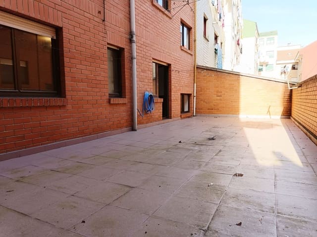 3 camera da letto Appartamento in vendita in Lena con garage - 110.000 € (Rif: 8084614)