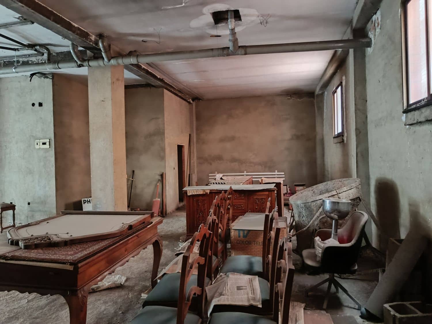 Erhverv til salg i Lena - € 130.000 (Ref: 8084617)