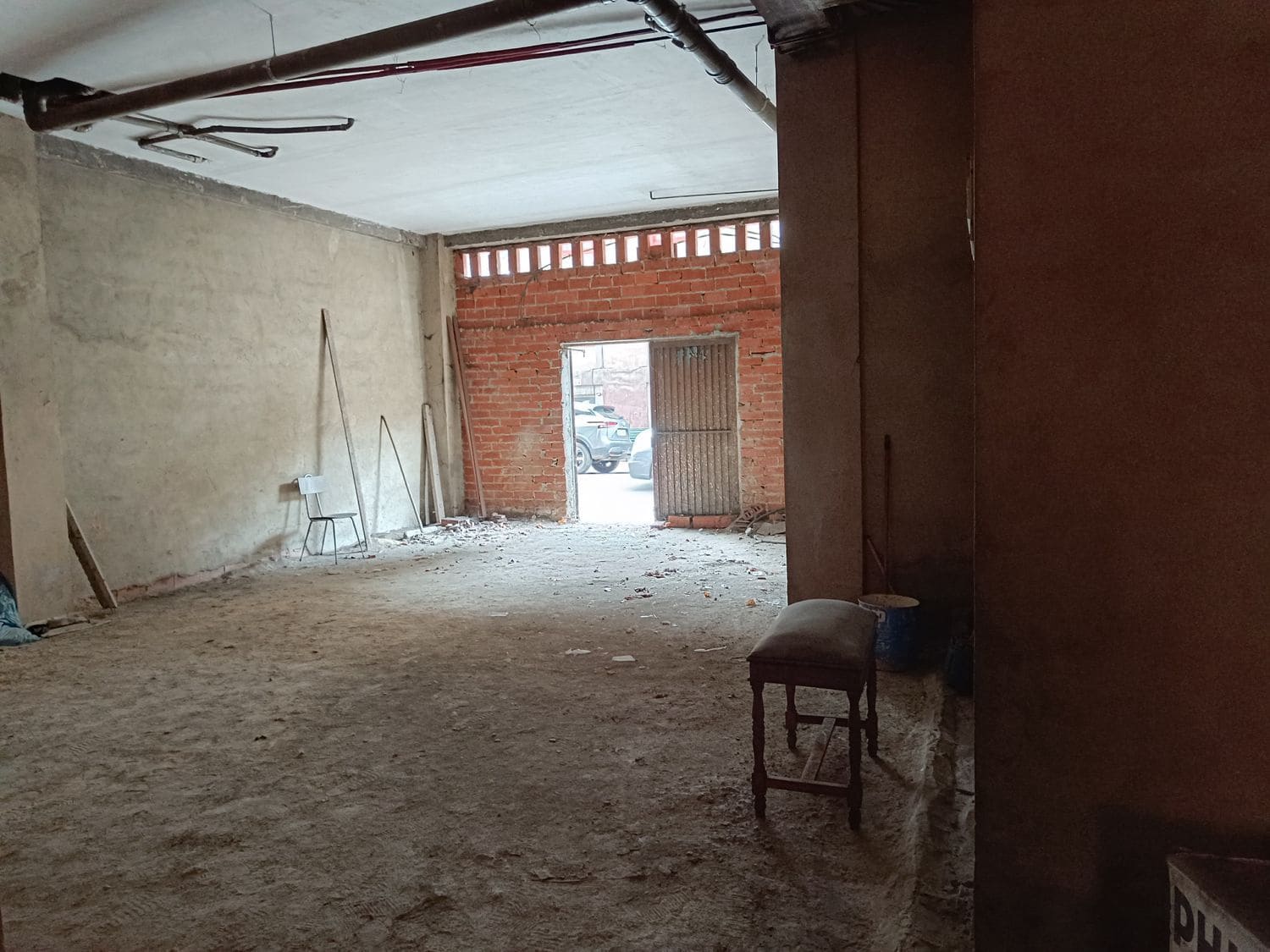 Erhverv til salg i Lena - € 130.000 (Ref: 8084617)