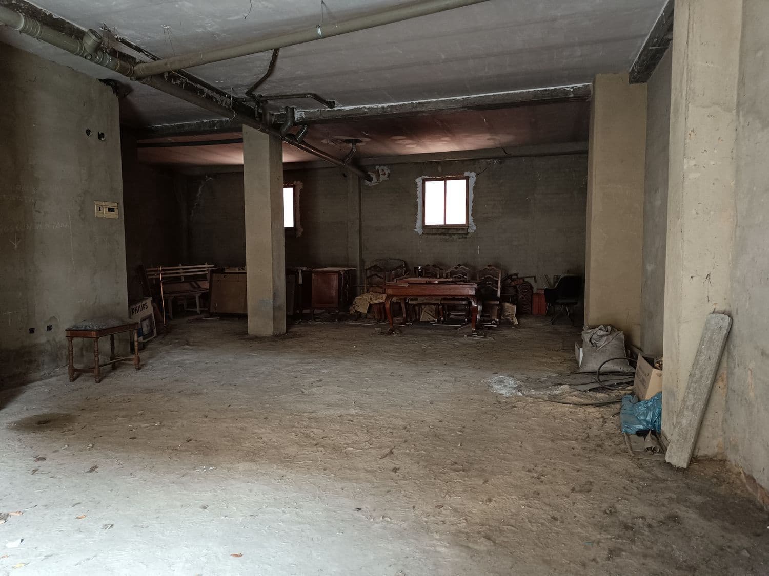 Erhverv til salg i Lena - € 130.000 (Ref: 8084617)